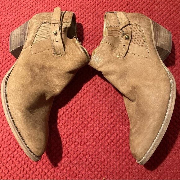 DOLCE VITA Sz 9 Western Style Stacked Heel Suede Leather Booties Inside Zipper - Picture 10 of 15